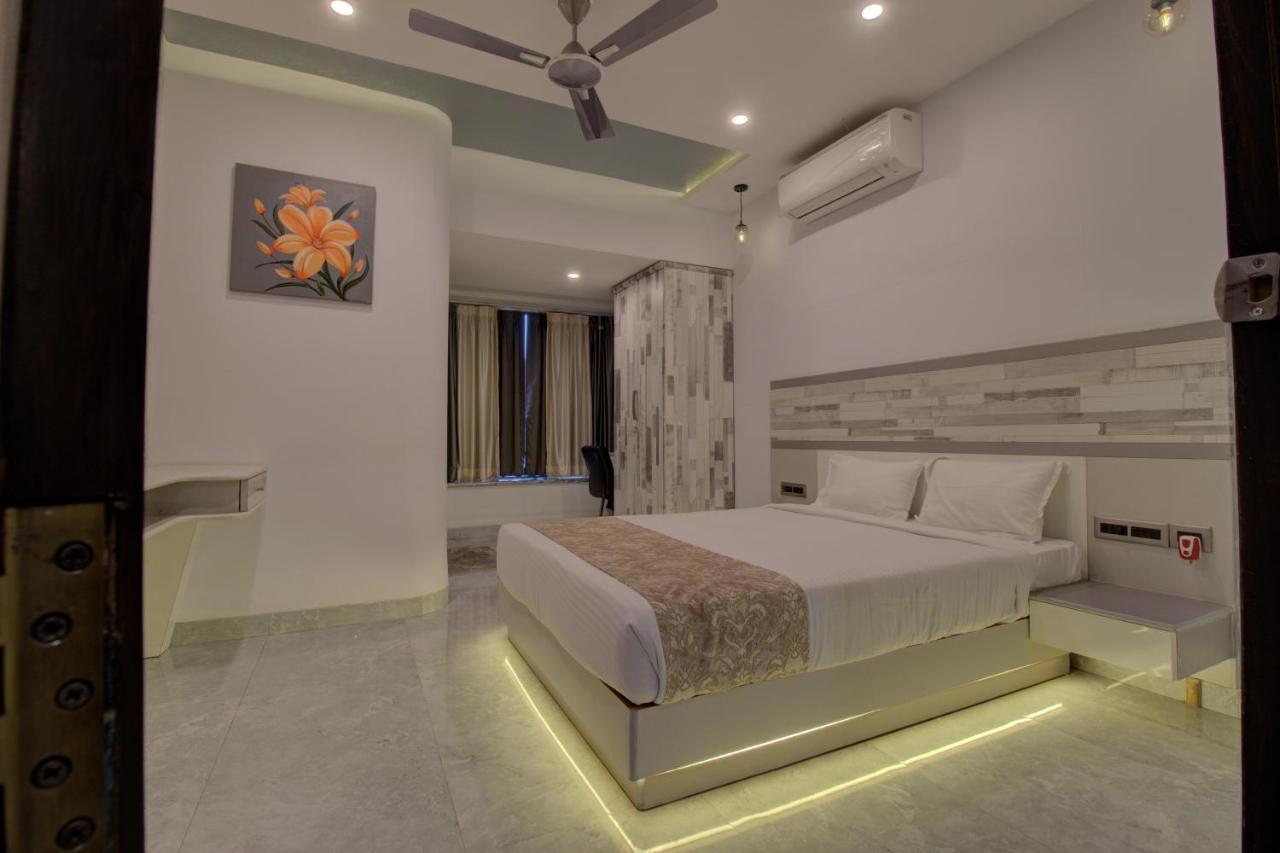 Greenstones Boutique Hotel Nashik Bagian luar foto