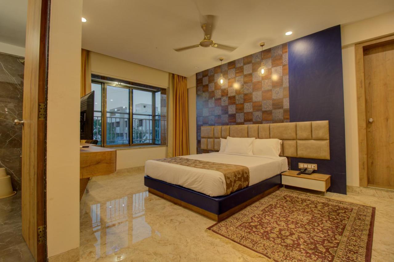 Greenstones Boutique Hotel Nashik Bagian luar foto