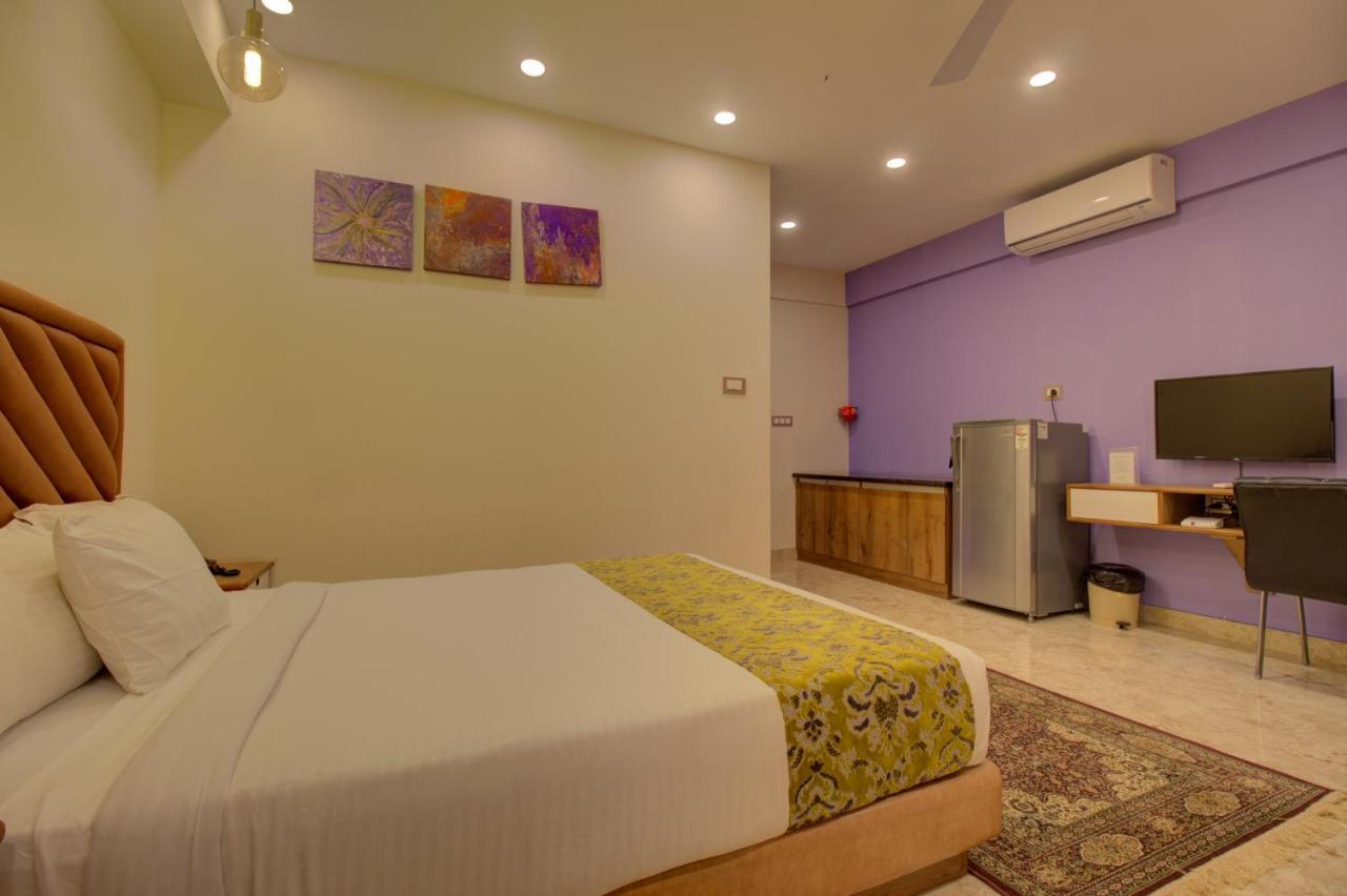 Greenstones Boutique Hotel Nashik Bagian luar foto